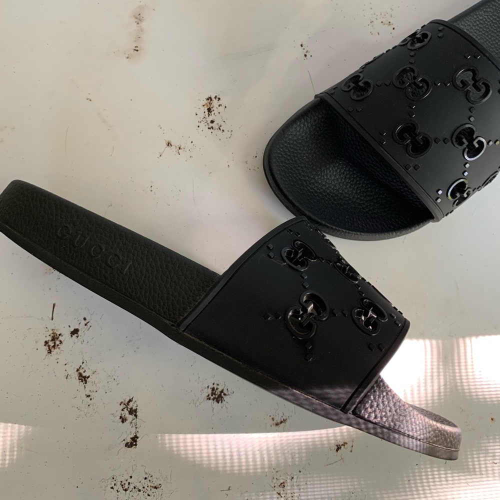 RE-LISTED; Gucci Women's Pursuit GG Pool Slides